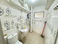 Commonwealth Avenue (D3), Office #473992201